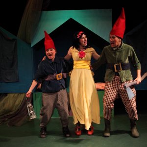 Schneewittchen und die zwei Zwerge